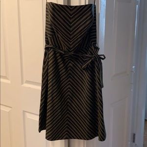 White House / Black Market size 8 with tags